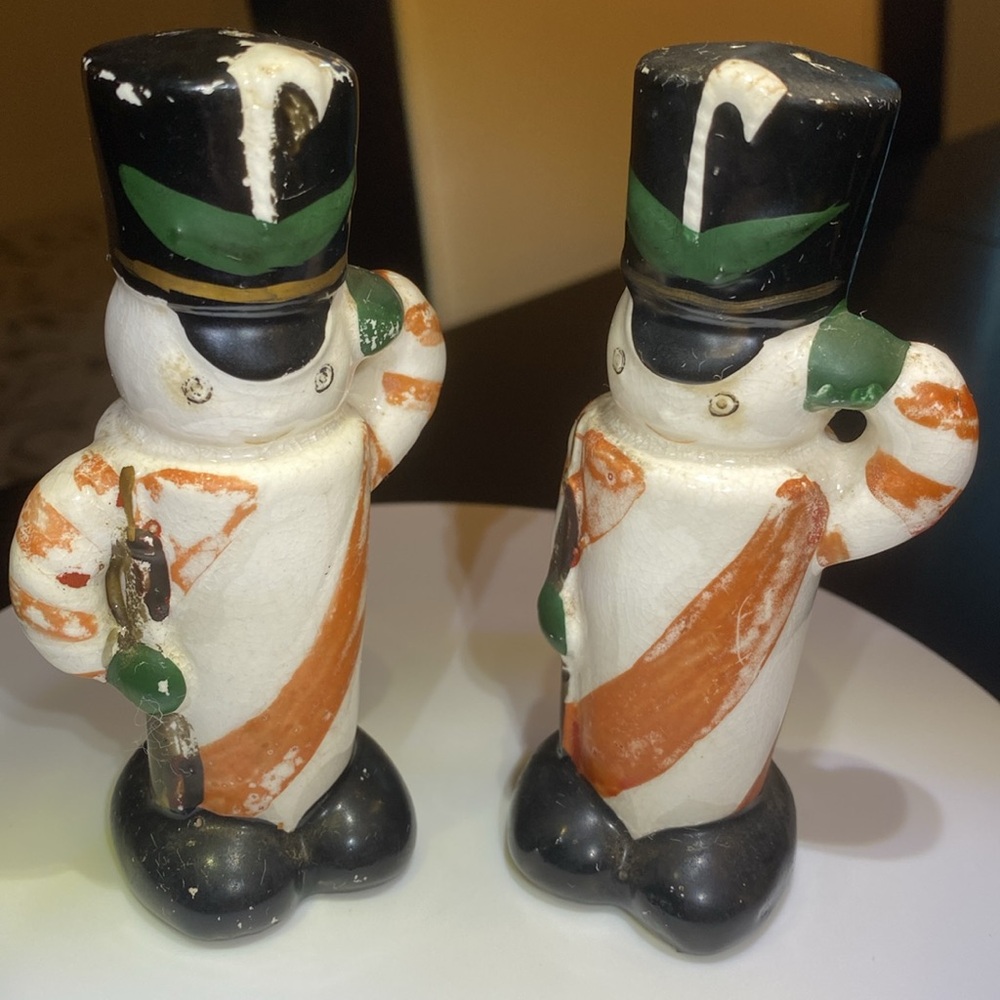 Vintage 60’s Christmas Candy Cane Toy Soldier Nutcracker Salt and Pepper Shakers